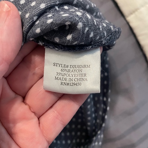 FREE with $25 purch Fred David Light weight 3/4 sleeve tunic - Picture 3 of 7